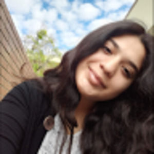 Meet your Posher, Cynthia